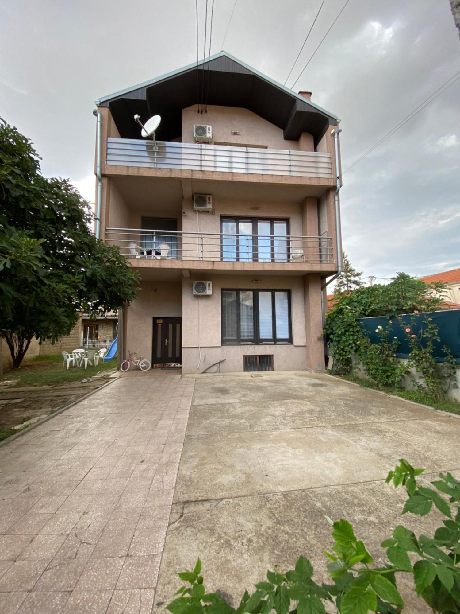 Apartmani Dora Leskovac ليسكوفاك المظهر الخارجي الصورة